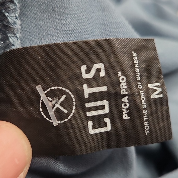 Cuts Henley Curve Hem T Shirt - Picture 6 of 7